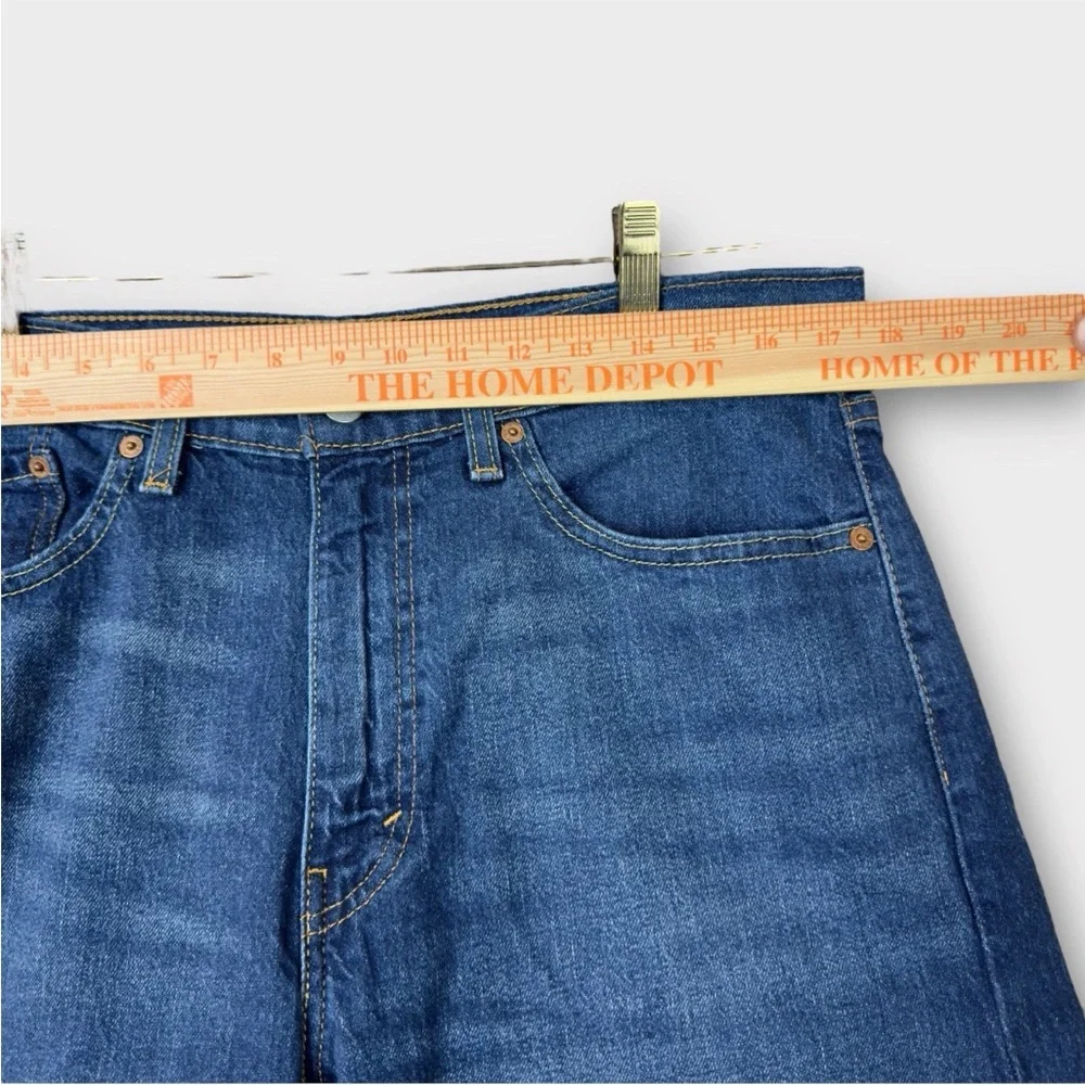 Levis 505 Straight Mid Rise Jeans Mens 34x30 Blue Medium Wash Stretch Preppy